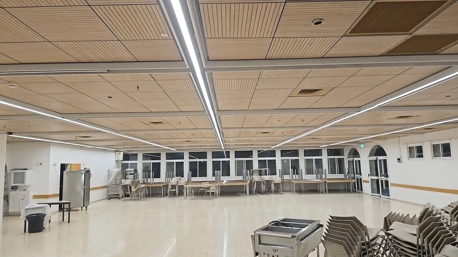 פאנל עץ אקוסטי מחורר ACOUWOOD